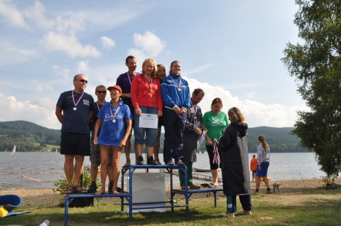 Stříbro a bronz na závodě štafet na 4 x 2km