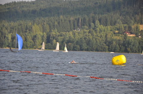 Stříbro a bronz na závodě štafet na 4 x 2km