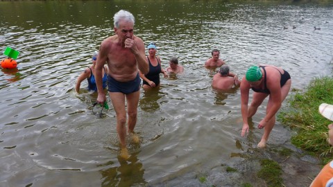 Předsezónní trojboj u Vltavy