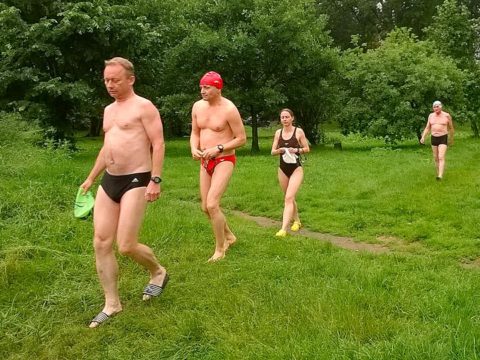 Jarní kontrolní závod a táborák