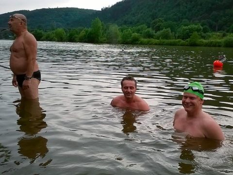 Jarní kontrolní závod a táborák
