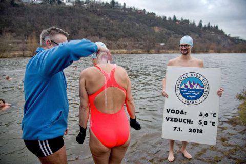 Křest otužilců I. PKO, Praha – Braník 7. 1. 2018