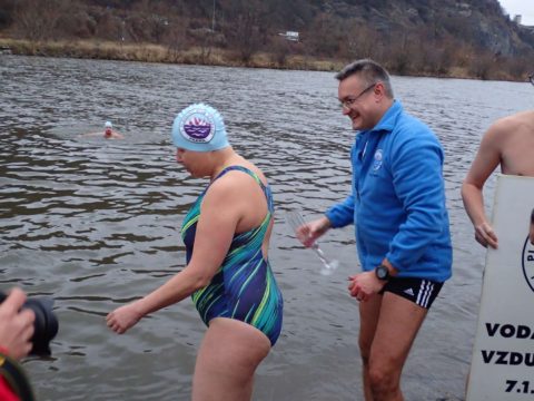 Křest otužilců I. PKO, Praha – Braník 7. 1. 2018