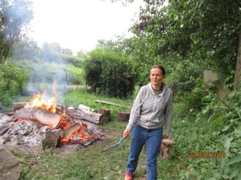 Otužilci v létě nezahálejí – červnový „trojboj“ (brigáda, kontrolní závod a táborák)