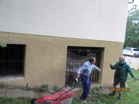 Otužilci v létě nezahálejí – červnový „trojboj“ (brigáda, kontrolní závod a táborák)