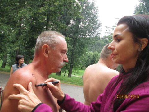 Otužilci v létě nezahálejí – červnový „trojboj“ (brigáda, kontrolní závod a táborák)