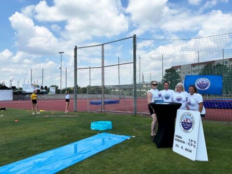 I. PKO na Pražské Sportiádě: Děti se statečně ponořily do chladné vody